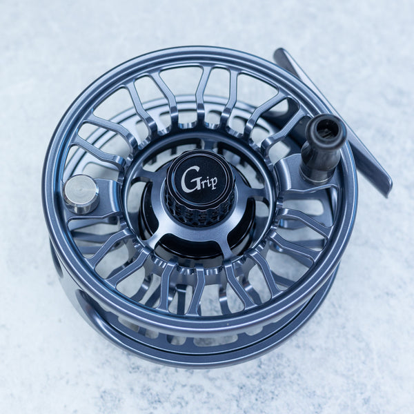 Galvan Grip Reel - Gunmetal