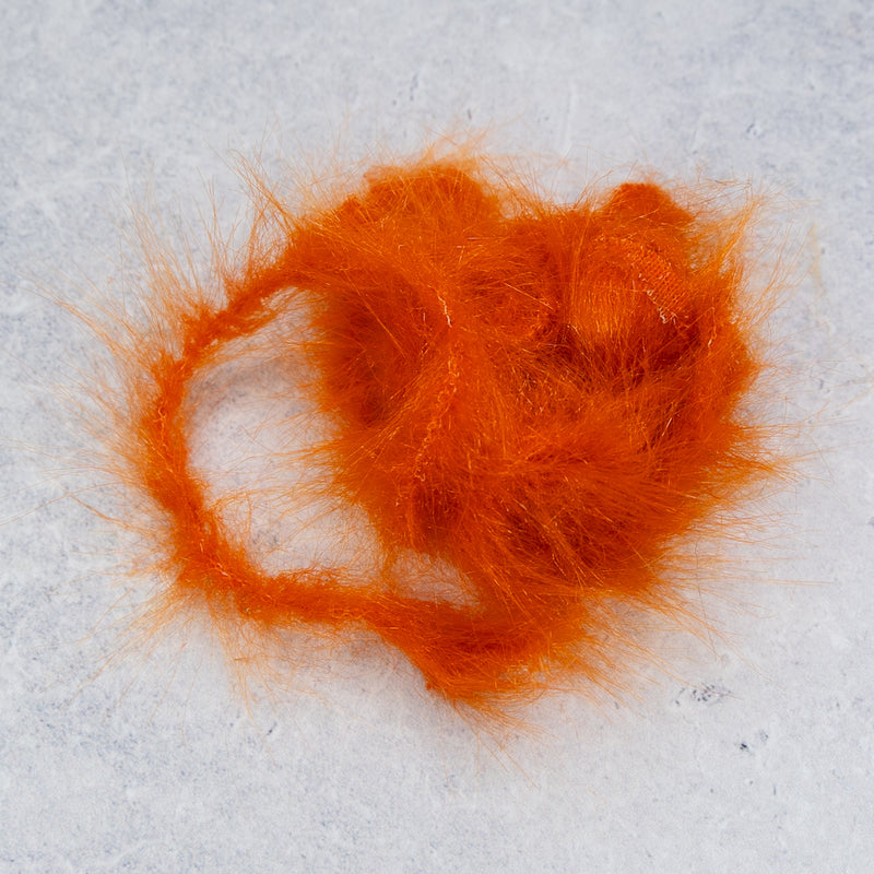 Hareline Wire Free Synthetic Fox Brush